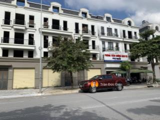Bác tôi cần bán shophouse đẹp nhất phố thuận an, view hồ 13ha quận ủy gia lâm đang thi công