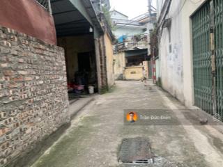 Chính chủ bán 30m2 đất tổ 15 thạch bàn chỉ 4 tỷ đồng, ngõ nông, cách đường ô tô tránh 50m