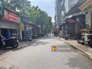 Bán đất tặng nhà cấp 4 đang cho thuê mặt phố cửu việt kinh doanh sầm uất, đông sinh viên