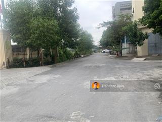 Chính chủ cần tiền bán gấp 60m2 tái đinh cư đông dư đường 13m ô tô tránh, vị trí đẹp, giá đầu tư