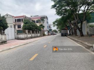 Bán 76m đất phân lô tổ 32 phường long biên, cạnh chợ cự khối, vườn hoa phù hợp định cư, văn phòng