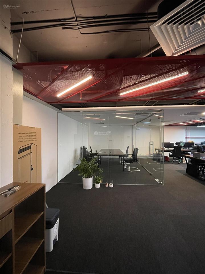 Bql cho thuê văn phòng hapulico nguyễn huy tưởng, dt 100m2, 200m2, 300m2 giá chỉ từ 240 nghìn/m2/th