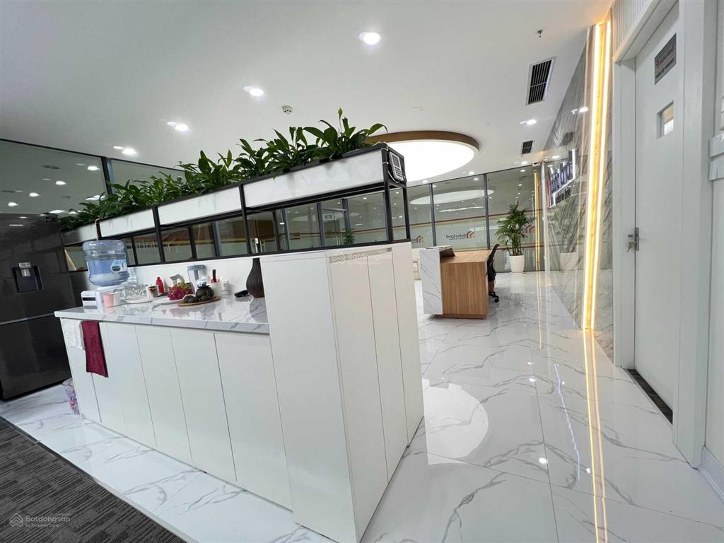 Bql cho thuê văn phòng comatce tower  ngụy như kon tum, 100m2  300m2  500m2 giá 230 nghìn/m2/th