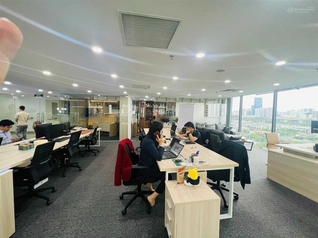 Bql cho thuê văn phòng tại tòa ecolife capitol tố hữu dt 250m2 giá 230.000đnghìn/m2/th