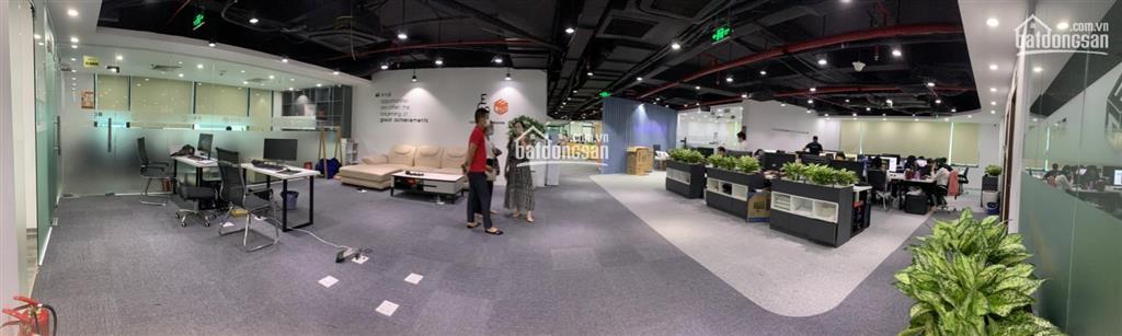 Cho thuê tòa nhà stellar garden. dt 500m2 có chia nhỏ. giá 320 nghìn/m2/th