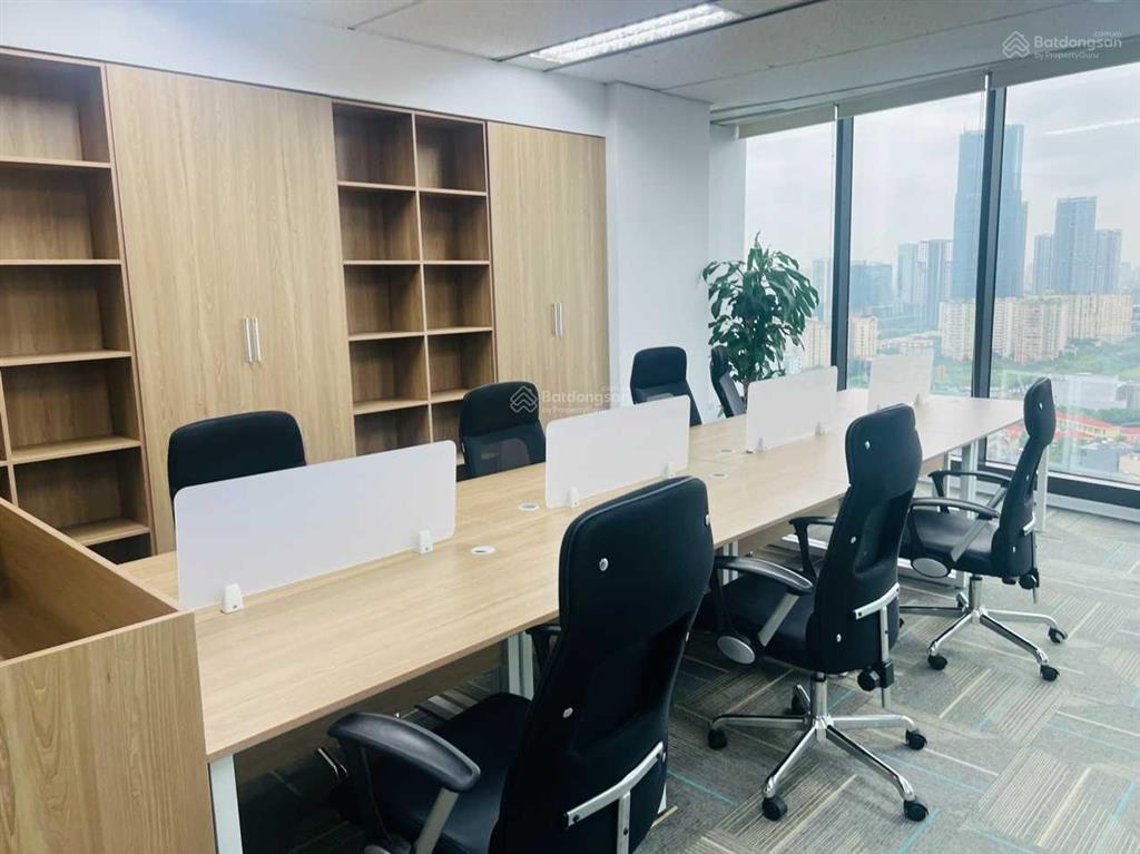 Cho thuê văn phòng hạng a epic tower 19 duy tân, dt 500m2 cắt nhỏ từ 100m2. giá 490 nghìn/m2/th