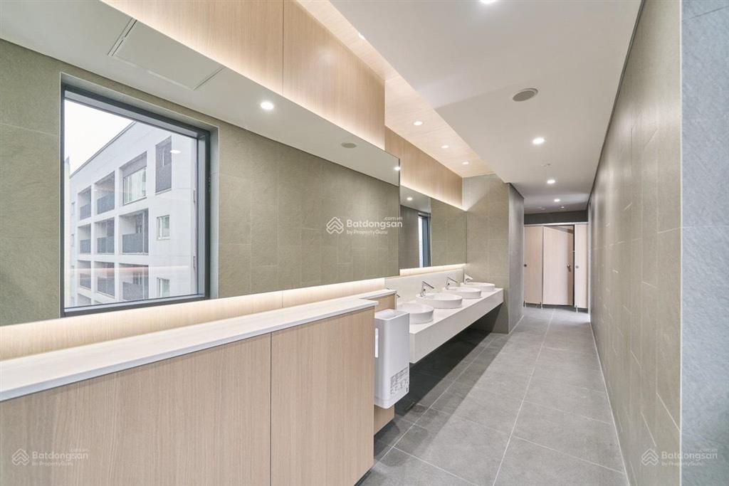 Bql cho thuê văn phòng hạng a tòa vinacomin dt 500m2 có cắt nhỏ từ 100m2 giá chỉ 350 nghìn/m2/th