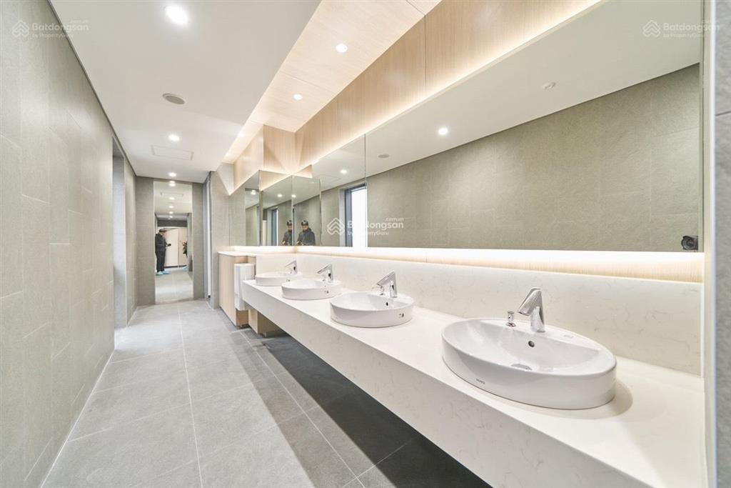 Bql cho thuê văn phòng hạng a tòa vinacomin dt 500m2 có cắt nhỏ từ 100m2 giá chỉ 350 nghìn/m2/th