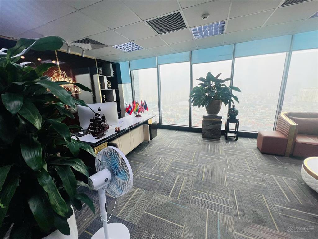 Cho thuê văn phòng tại mỹ đình pearl, 300 nghìn /m2/th dt 300m2(có cắt)theo yêu cầu  0971 252 ***