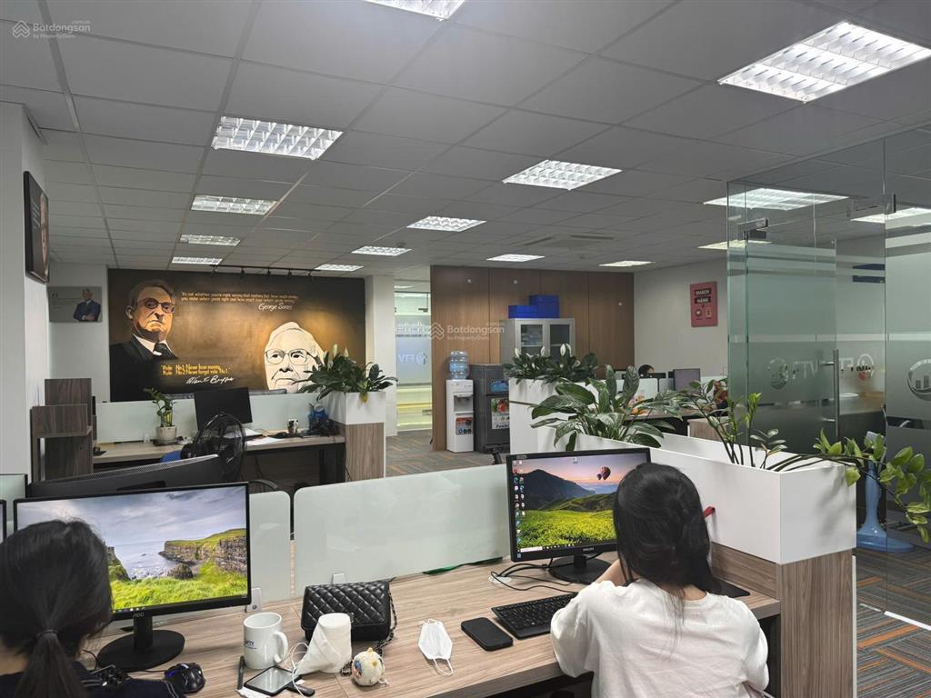 Bql cho thuê văn phòng ttc, duy tân, cầu giấy. dt 500m2 cắt nhỏ giá chỉ 250 nghìn/m2/th