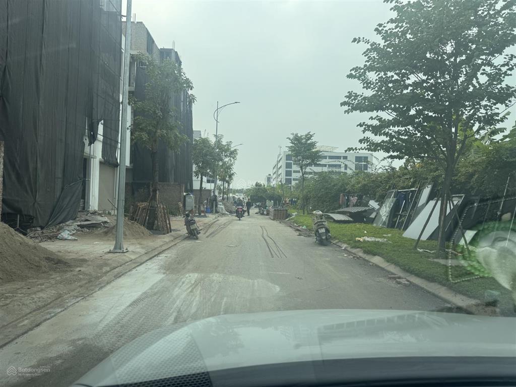 Bán gấp ,bán gấp , quá rẻ rồi ạ biệt thự vạn xuân, tân xuân,đông ngạc  chốt 52 tỷ thu về quá rẻ ạ