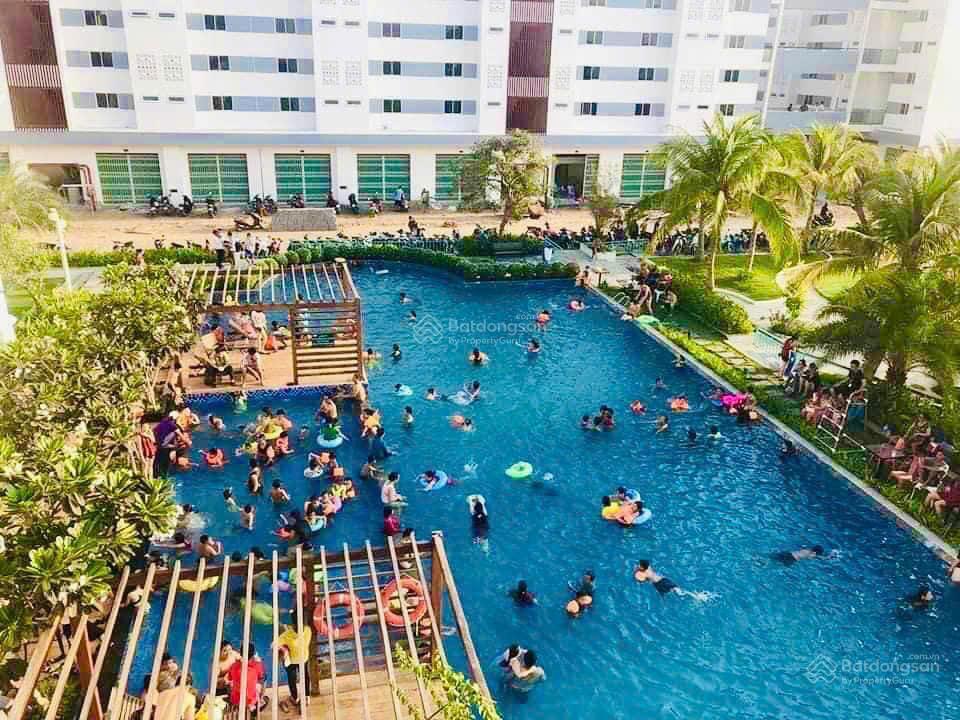 Chính chủ bán gấp căn biệt thự 90m2, shr (1 trệt 2 lầu)giá 2,4tỷ gần cầu lớn hóc môn và vành đai 3