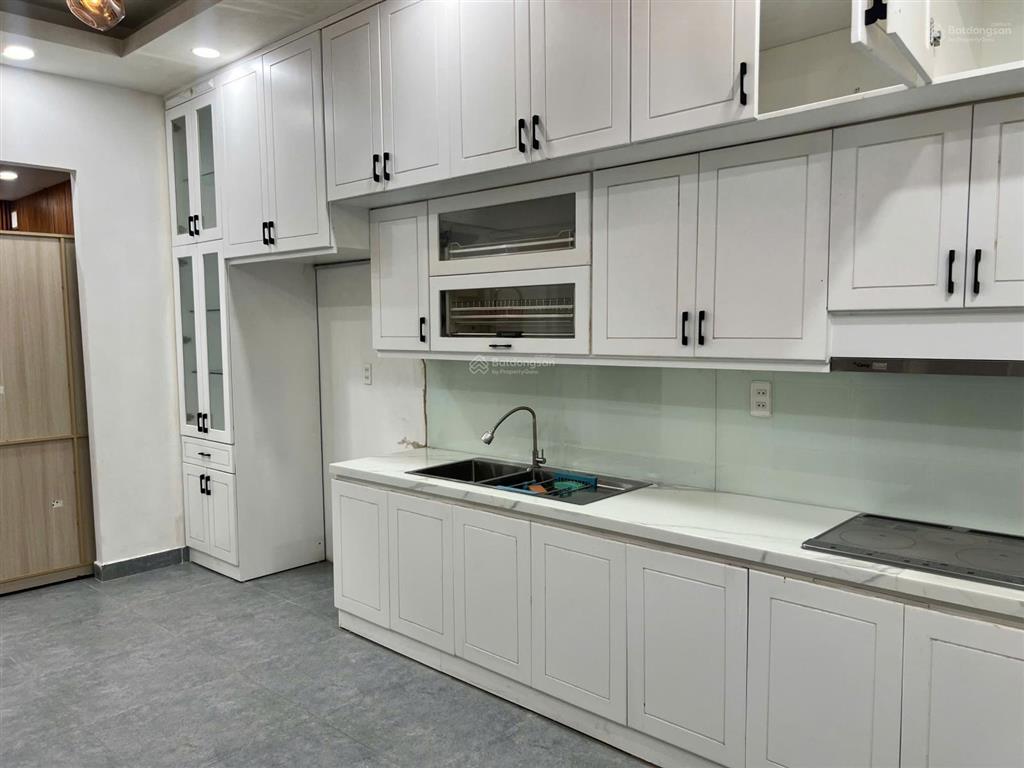 Nhà phố 75m² giá 2 tỷ, view sông vàm cỏ đối diện cafe công viên hoàn thiện tặng full nội thất