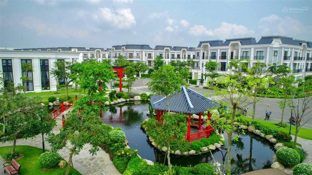 Nhà phố 75m² giá 2 tỷ, view sông vàm cỏ đối diện cafe công viên hoàn thiện tặng full nội thất