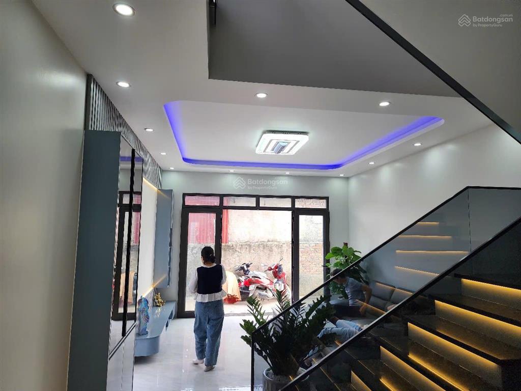 Nhà 2 tầng mới cứng, về ở ngay tuyến 2 đường liên xã phong cầu, đại đồng vị trí đẹp chỉ 2,9xx tỷ