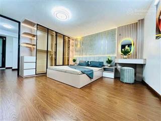Tòa chdv triều khúc, ngõ ô tô  cách phố 5m, lô góc 4 mặt thoáng, dt 95m2 x 8 tầng, mt 6.5m, 28 tỷ