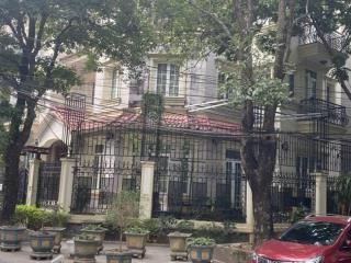 Biệt thự vip hàm nghi  nguyễn cơ thạch  lô góc 2 mặt đường view công viên 152m mt23m giá 68 tỷ