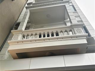 Cho thuê nhà riêng ngõ 5 láng hạ dt 58m2 * 5 tầng mt 4.5m giá 18tr ngõ ô tô vào nhà thông thoáng