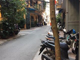 Bán nhà phân lô cán bộ ngõ 98 thái hà dt 37.5m2 *4 tầng giá 14.5 tỷ ngõ thông ôto tránh vỉa hè rộng