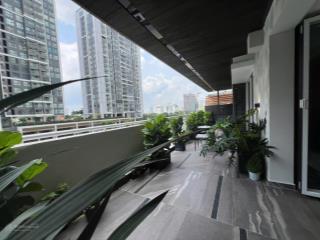 Bán căn hộ sân vườn siêu hiếm. diện tích 172m2. sân vườn 32m2. giá 17,8 tỷ. có thương lượng.
