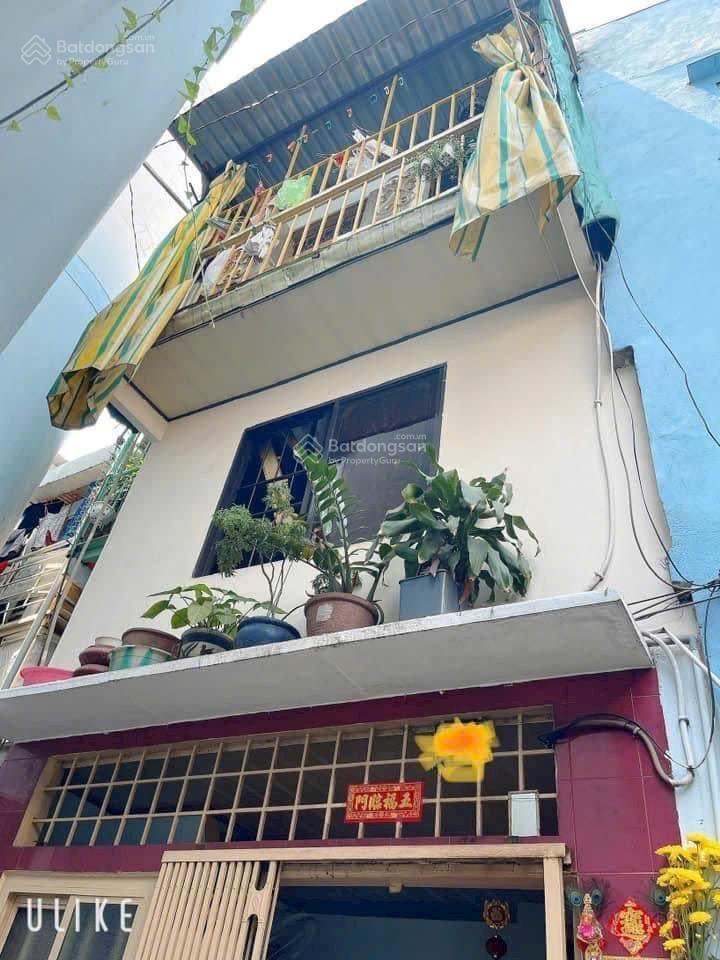 Bán nhà nhỏ 2.45 tỷ, 3 tầng, 2 phòng ngủ, hồ thị kỷ, quận 10