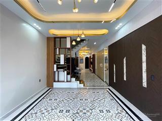 Nhà 5 tầng thang máy văn cao. dt 60m đường 12 m có vỉa hè