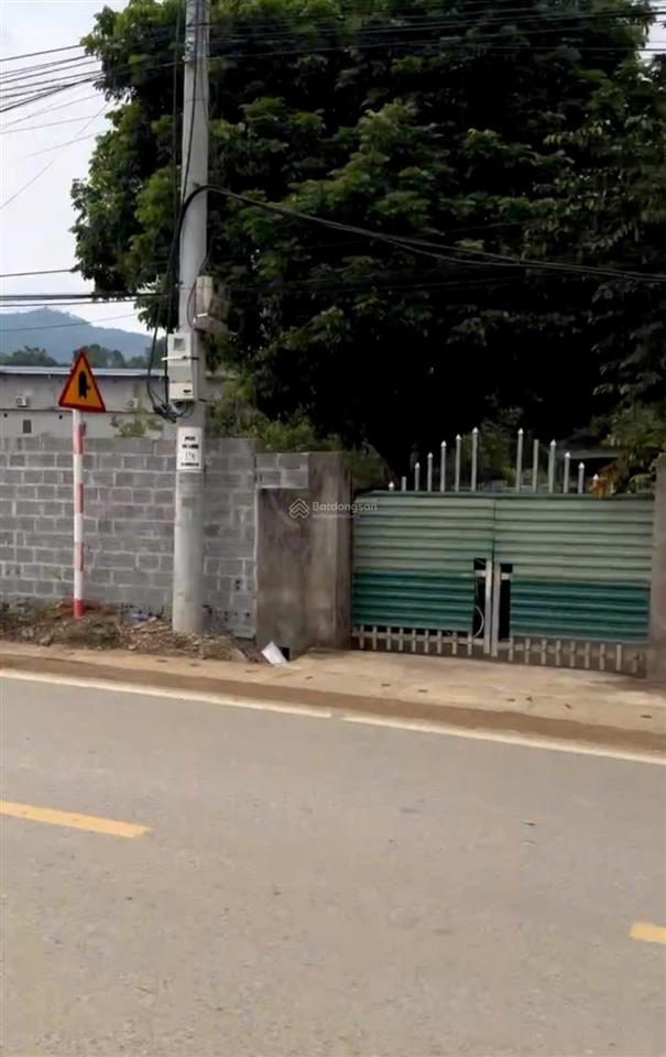 81m2 mặt đường trục chính phú mãn, cnc hòa lạc, kinh doanh ngay. sẵn sổ đỏ, giá 3.x tỷ. 0987 270 ***