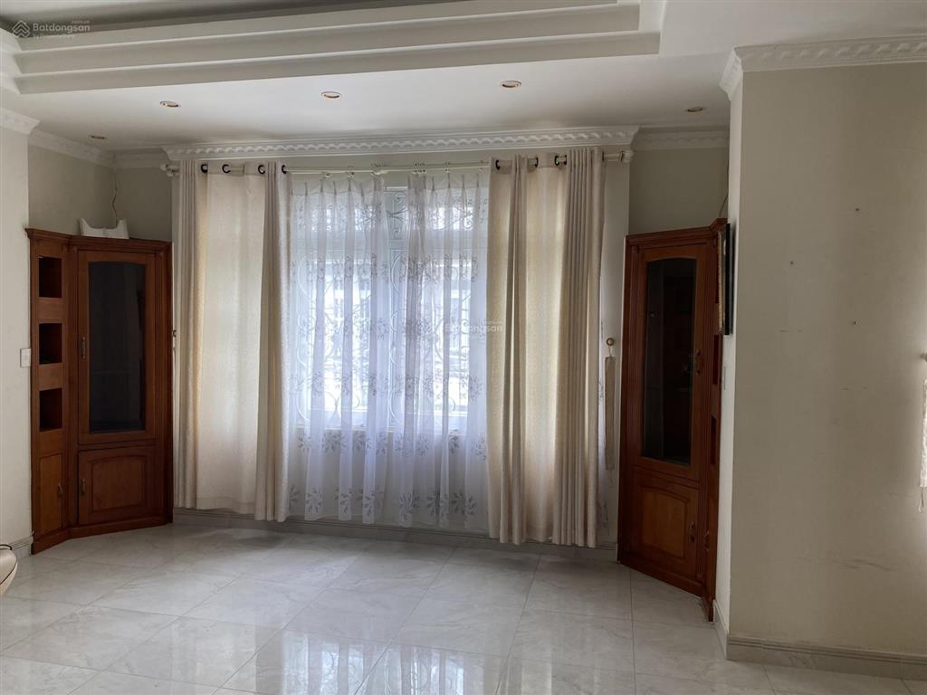 Bán nhà đường n9, khu dân cư d2d, thống nhất, biên hòa, đồng nai. dt 16 x 18m. đất ở. giá 23,5 tỷ