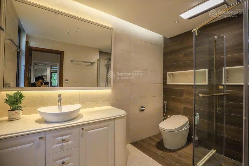 Cho thuê biệt thự song lập 75tr/th 220m2 starlake tây hồ full thang máy  0339 937 ***