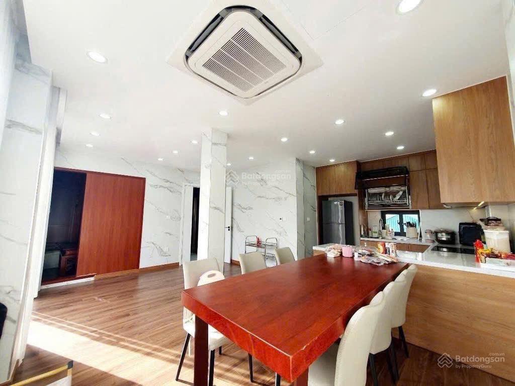 Cho thuê liền kề ngõ 40 xuân la 105m2 * 5t, nội thất cơ bản,  0339 937 ***
