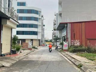 Bán 46.7m2 đất đường ô tô khu đất dịch vụ lai xá, hoài đức, cạnh đại học thành đô, giá 8,x tỷ
