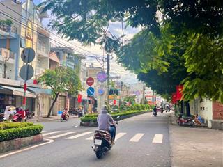 Bán căn góc 2 mặt tiền đường bình thới. 4 tầng.