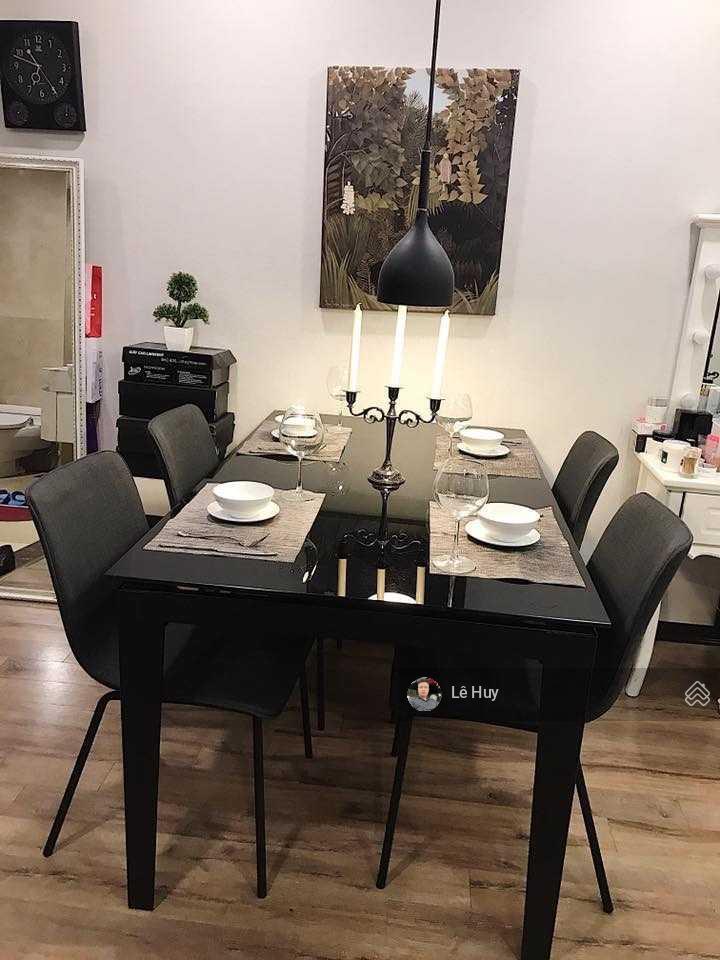 Cần bán căn hộ 2 ngủ, 2 vệ sinh, rộng 70m2, hướng đn tại chung cư hoà bình green  505 minh khai