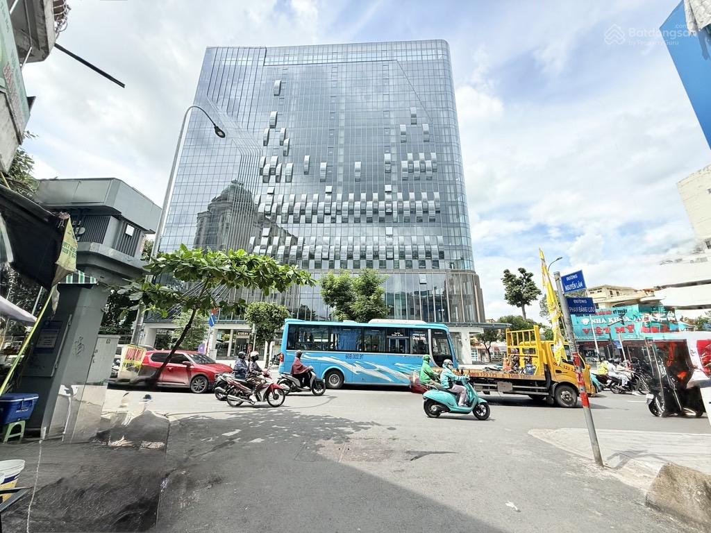 Bán nhà mặt tiền kd giáp phan đăng lưu  100m2 sd  2 tầng btct  khu cao tầng  chỉ 6.x tỷ