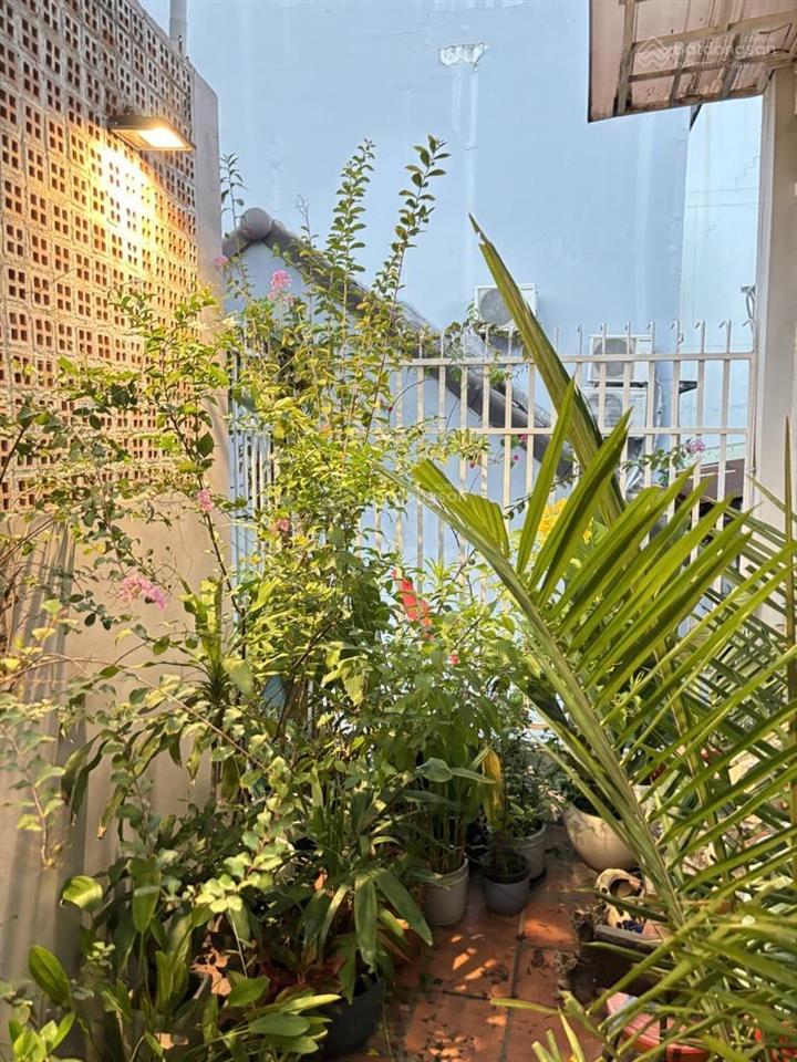 Gấp bán 8.5 tỷ giảm còn 7.49tỷ! villa mini ngay hàng xanh thiết kế thoáng  dt khủng 90m2 5pn