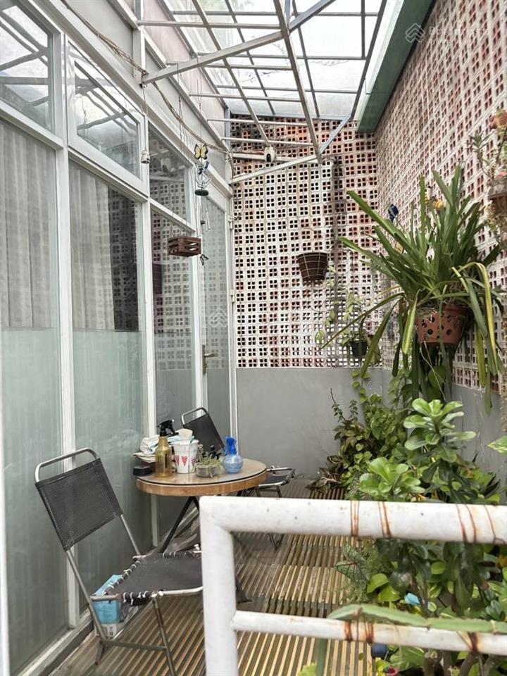 Gấp bán 8.5 tỷ giảm còn 7.49tỷ! villa mini ngay hàng xanh thiết kế thoáng  dt khủng 90m2 5pn