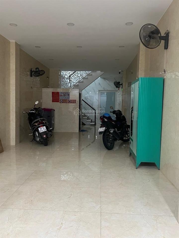 Giảm thêm 500tr còn 6.9 tỷ nhà lê quang định 60m2 4 tầng  hẻm oto thông