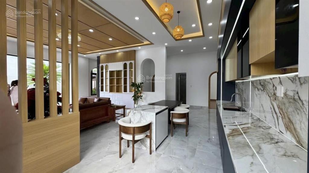 Gấp gấp nhà ở trần đại nghĩa, tân kiên, bình chánh. sổ hồng riêng, bao phí sang tên