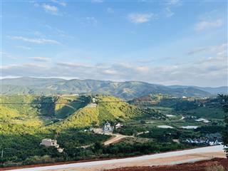 Siêu đẹp ! đất sát cạnh đà lạt view cao săn mây mt đường nhựa khu toàn villa du lịch chỉ hơn 1 tỷ