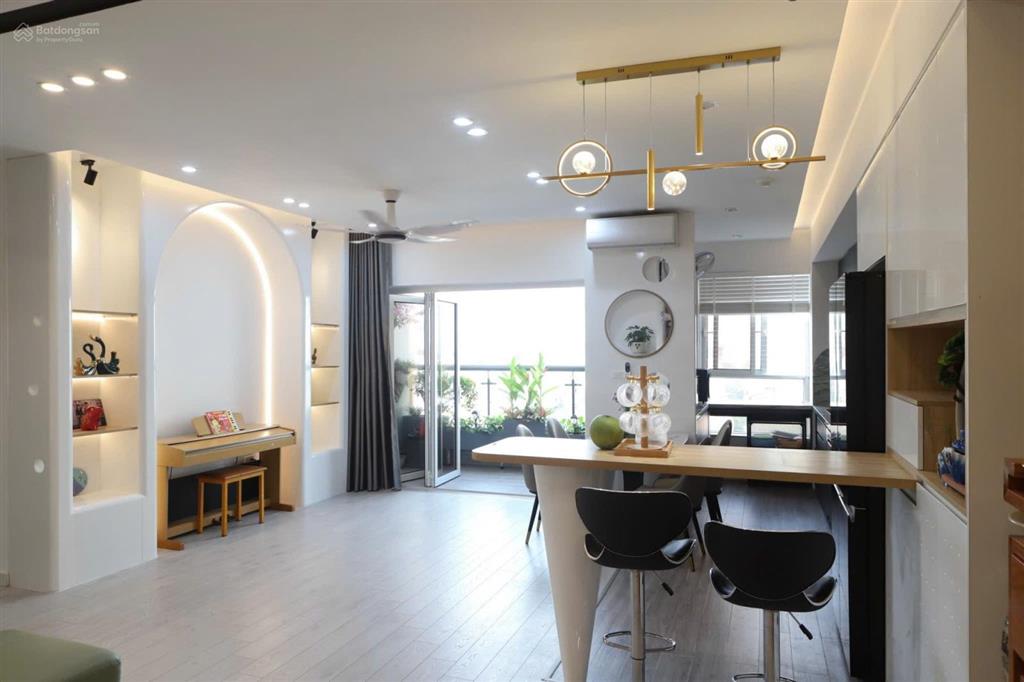 Bán căn hộ cao cấp 153m2, 3pn full nội thất tại sông đà 6, văn khê, giá 6,69 tỷ thu về