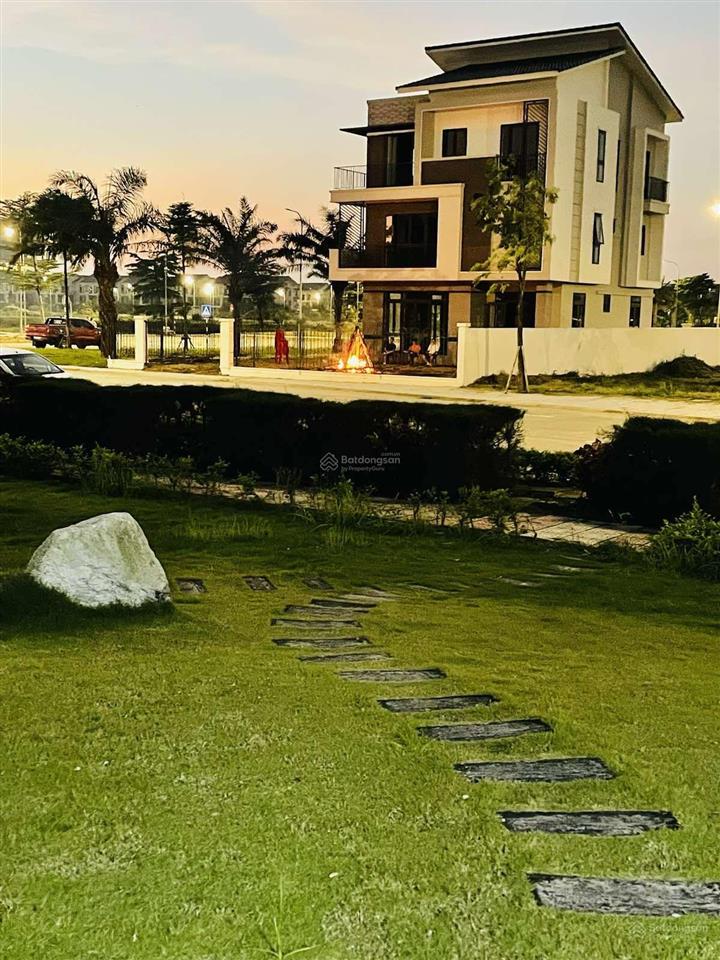 Biệt thự xanh 180m2 cạnh ngay cao tốc sân bay gia bình  hà nội, giá rẻ hơn thị trường 3 tỷ