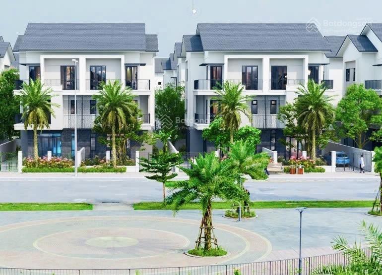 Duy nhất 1 căn biệt thự view trực diện hồ điều hòa, đối diện ga metro trung mầu hà nội