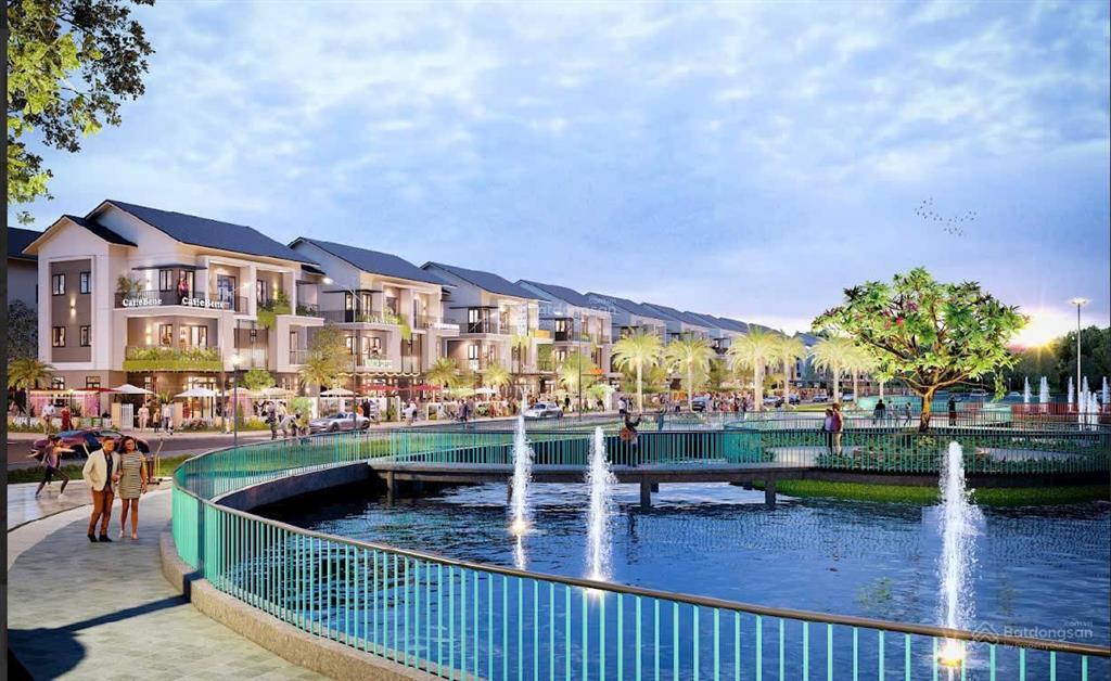 Duy nhất 1 căn biệt thự view trực diện hồ điều hòa, đối diện ga metro trung mầu hà nội