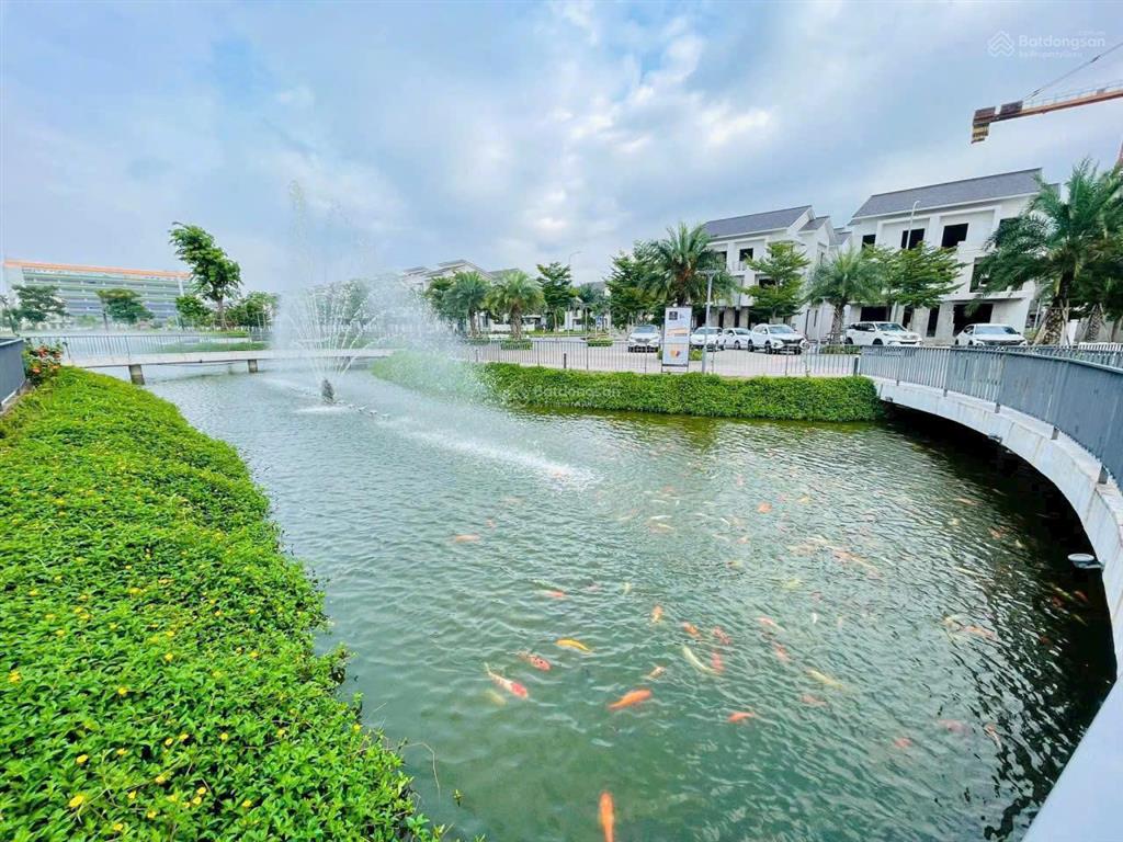 Biệt thự sông centa riverside chỉ cách hồ tây 12km, giá chỉ 58tr/m2.  0963 207 ***