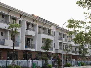 Chính chủ cần tiền để rẻ hơn 900 triệu căn nhà phố 2 mặt tiền đường tại centa riverside