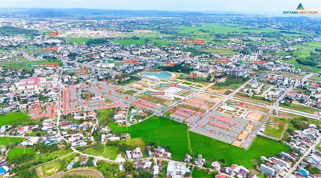 Đất nền sạch đẹp đường 7m5 có sổ ngay thị trấn la hà giá chỉ 1,x tỷ (x nhỏ xinh)