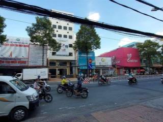 Cho thuê toà nhà 1250m2 mặt tiền chiều ngang lớn trung tâm ninh kiều, cần thơ