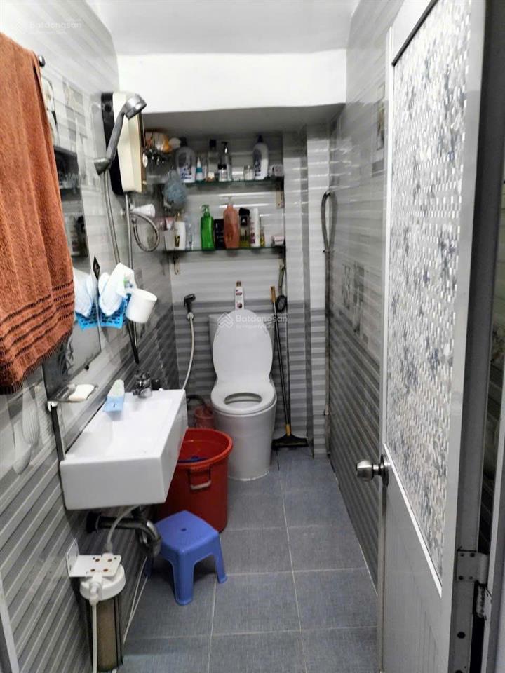 Bán nhà 4 tầng, ngang 4.2m bông sao p5  q8