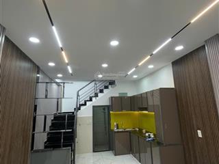 Bán nhà dương bá trạc trung tâm p1q8