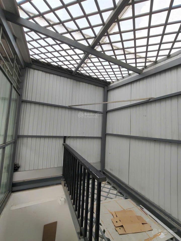 Bán nhà 4 tầng sát măt tiền hưng phú p9q8